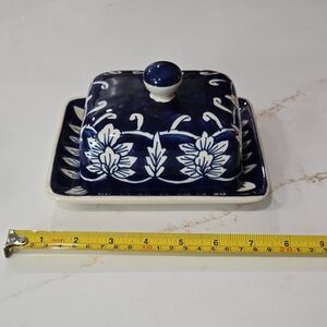 Source Unknown Blue and White Ceramic Butter Dish